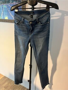 White House Black Market Women's Skinny Jeans - Dark Blue Wash